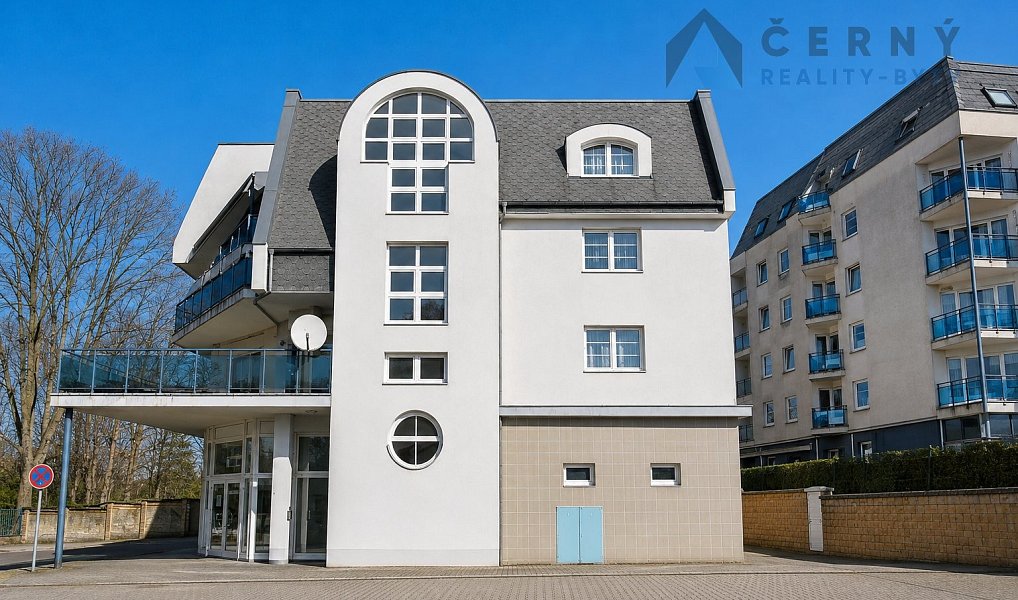 Pronájem bytu 1+kk 28 m², Liberec – náhled fotky 11