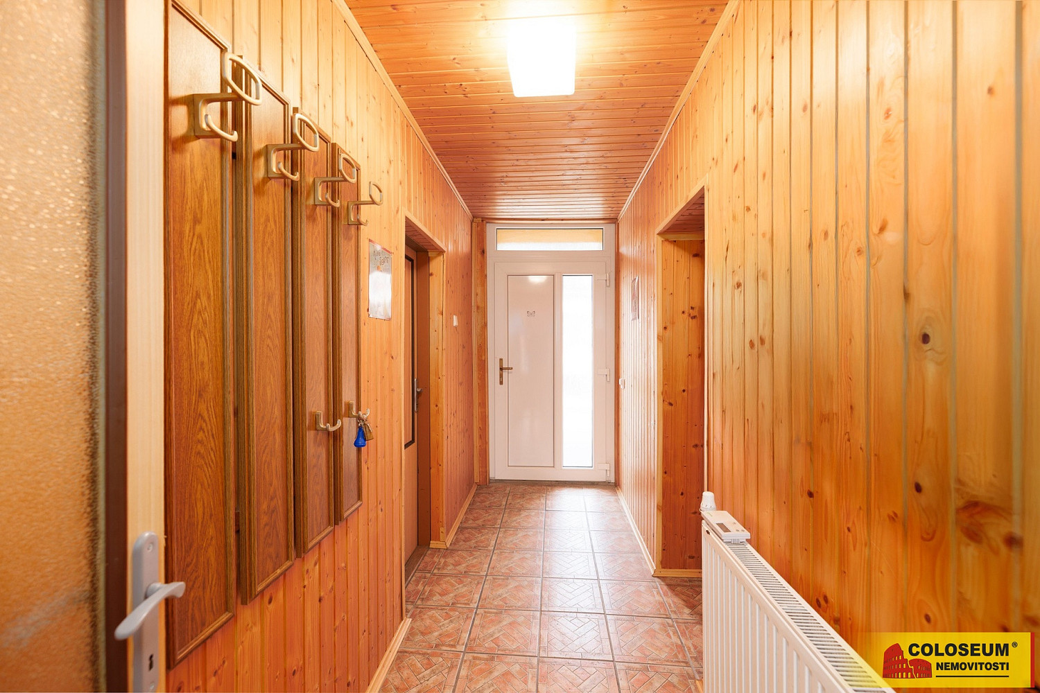 Prodej domu 270 m² s pozemkem 2 240 m² – fotografie 4