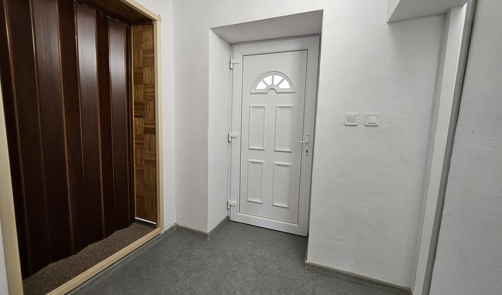Pronájem domu 60 m² s pozemkem 388 m², Uherský Ostroh – náhled fotky 8