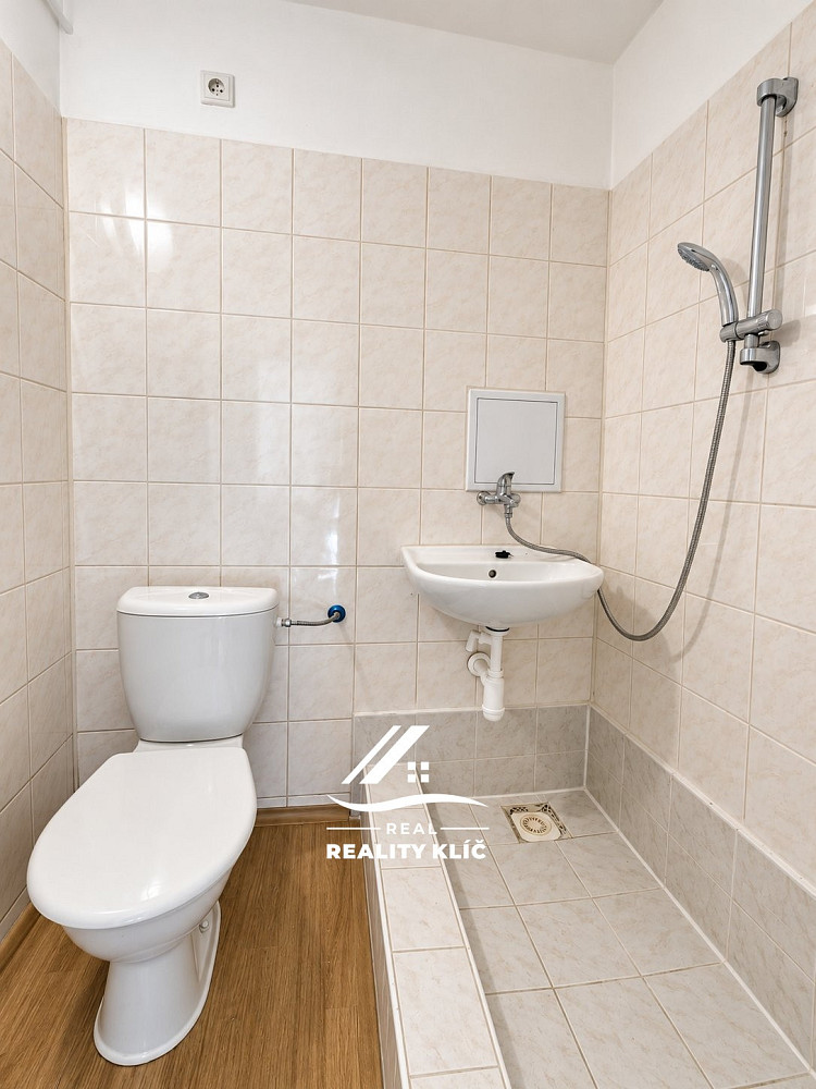 Pronájem bytu 1+1 28 m² – fotografie 5