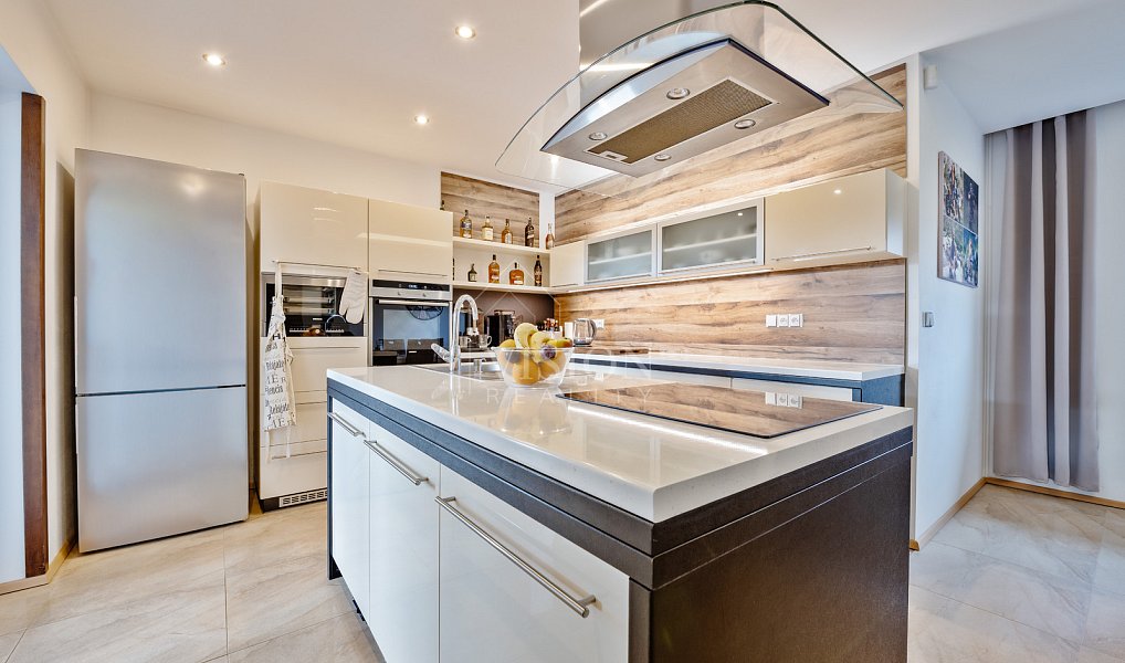 Prodej domu 152 m² s pozemkem 758 m², Klatovy – náhled fotky 5