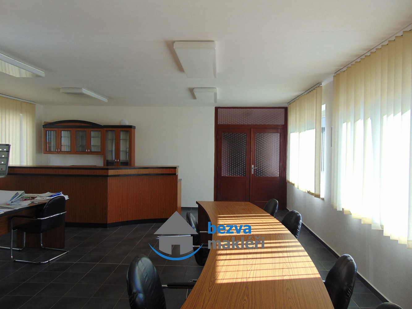 Pronájem kanceláře 54 m² – fotografie 5