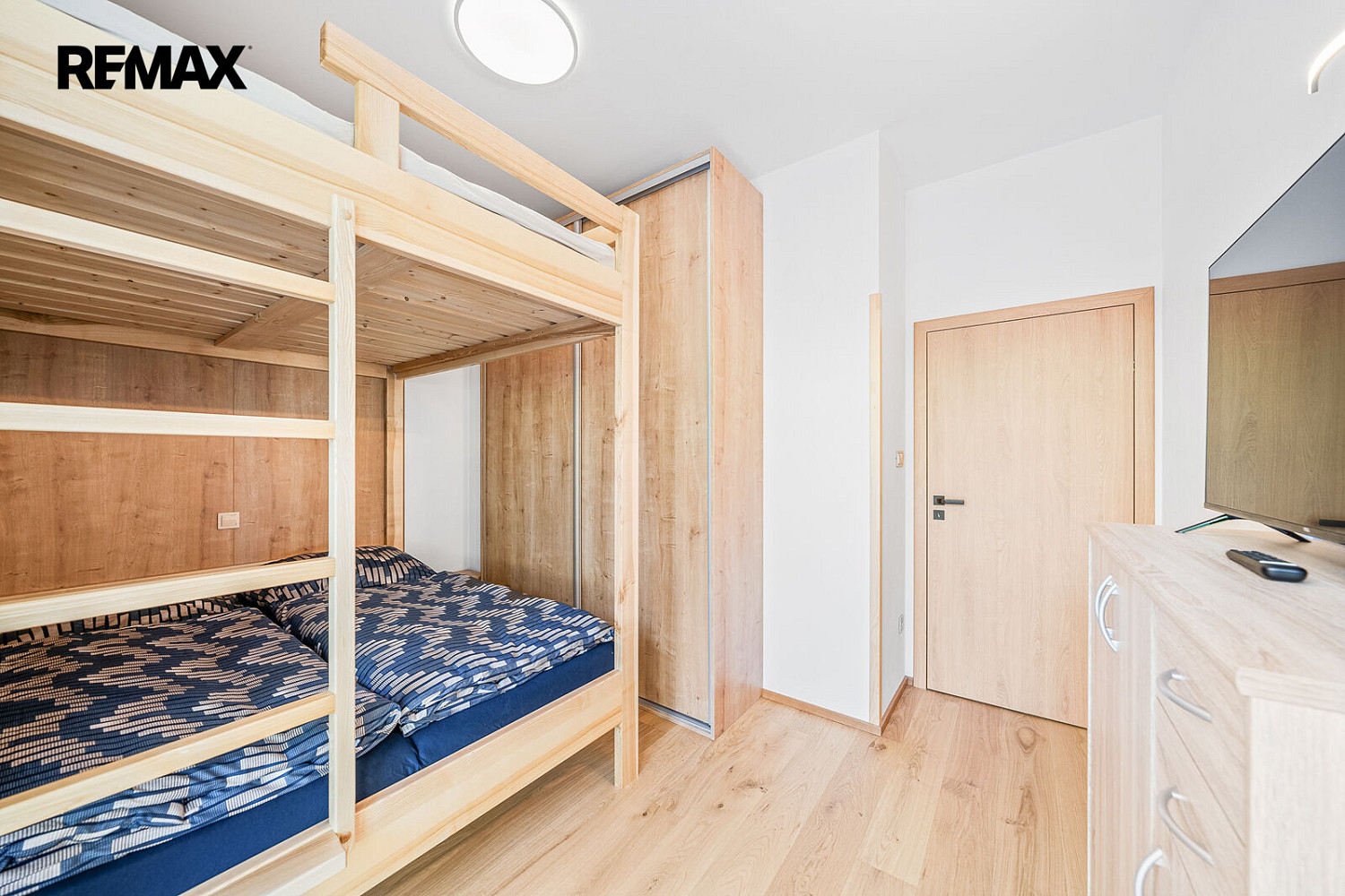 Pronájem bytu 2+kk 43 m² – fotografie 5