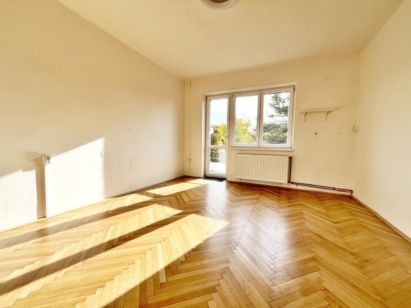 Pronájem bytu 1+1 43 m²