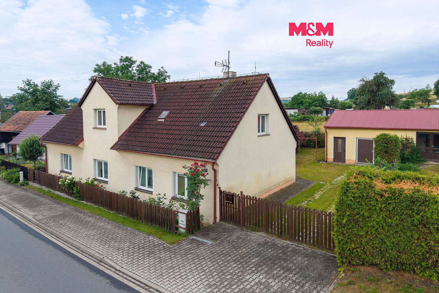 Prodej domu 174 m² s pozemkem 732 m²