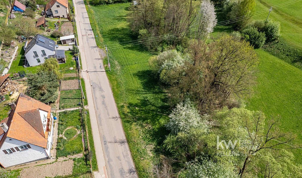 Prodej stavebního pozemku 979 m², Petroupim – náhled fotky 15