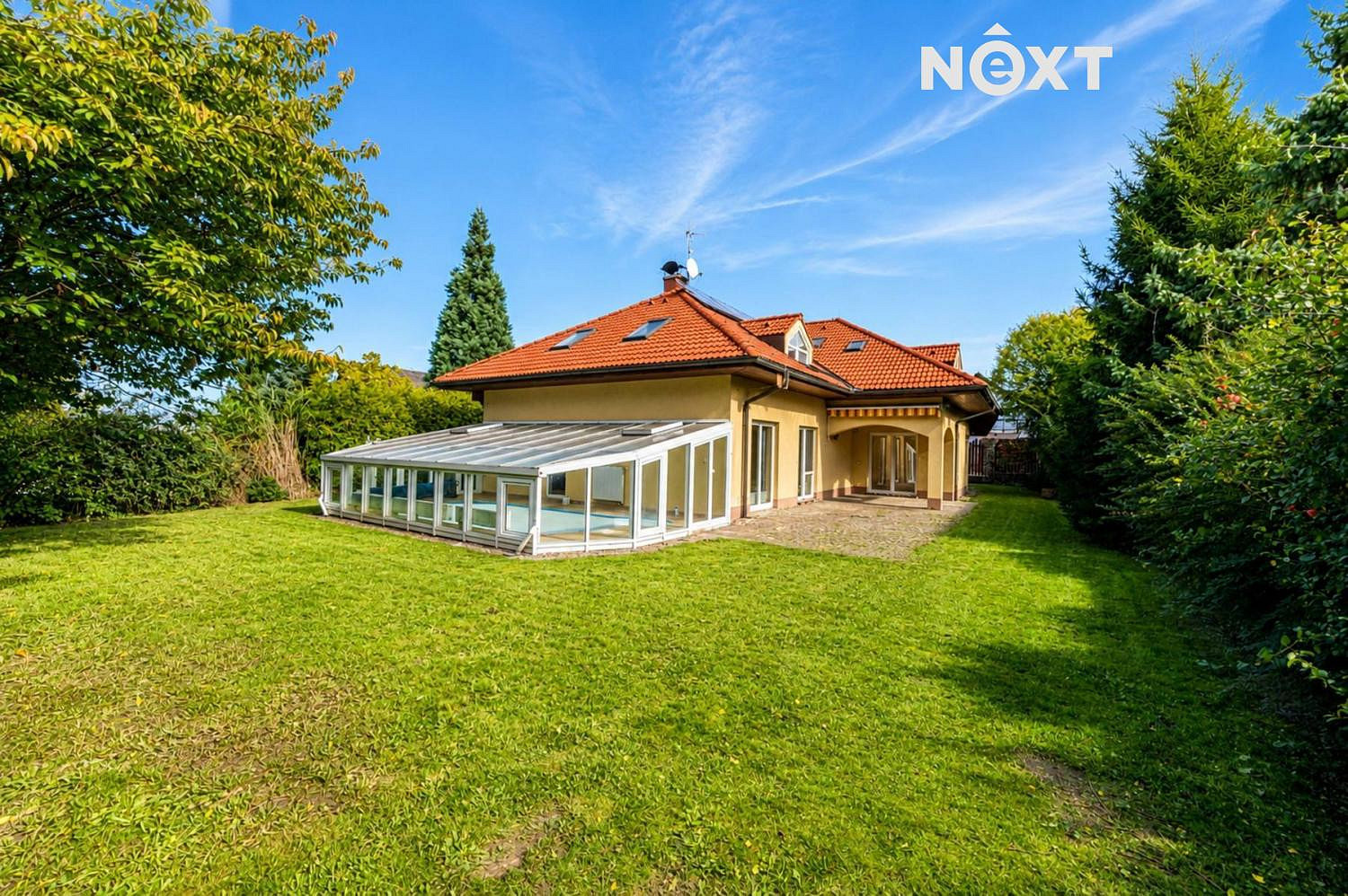Prodej domu 337 m² s pozemkem 915 m²