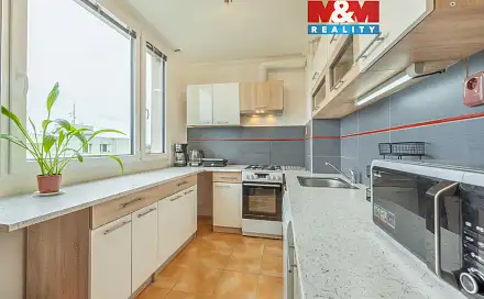Prodej bytu 2+1 50 m², J. Zeyera, Čelákovice, okres Praha-východ