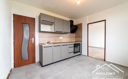 Prodej bytu 3+1 80 m², Družstevní, Zásmuky, okres Kolín