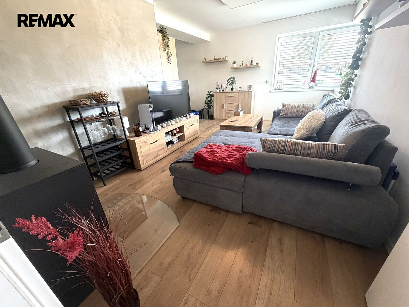 Pronájem bytu 2+kk 54 m² – fotografie 3