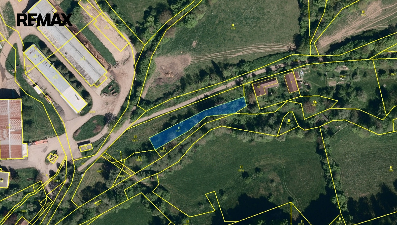 Prodej stavebního pozemku 313 m² – fotografie 5