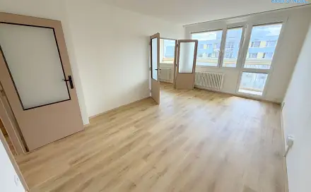 Pronájem bytu 3+1 67 m², Štichova, Praha 4 - Háje