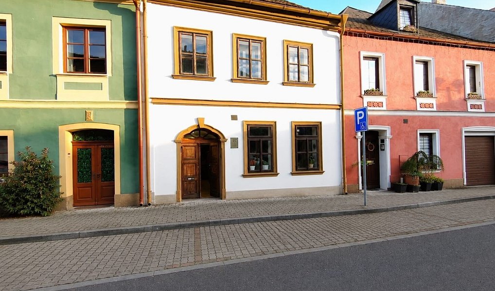 Pronájem bytu 4+1 145 m², Kadaň – náhled fotky 17