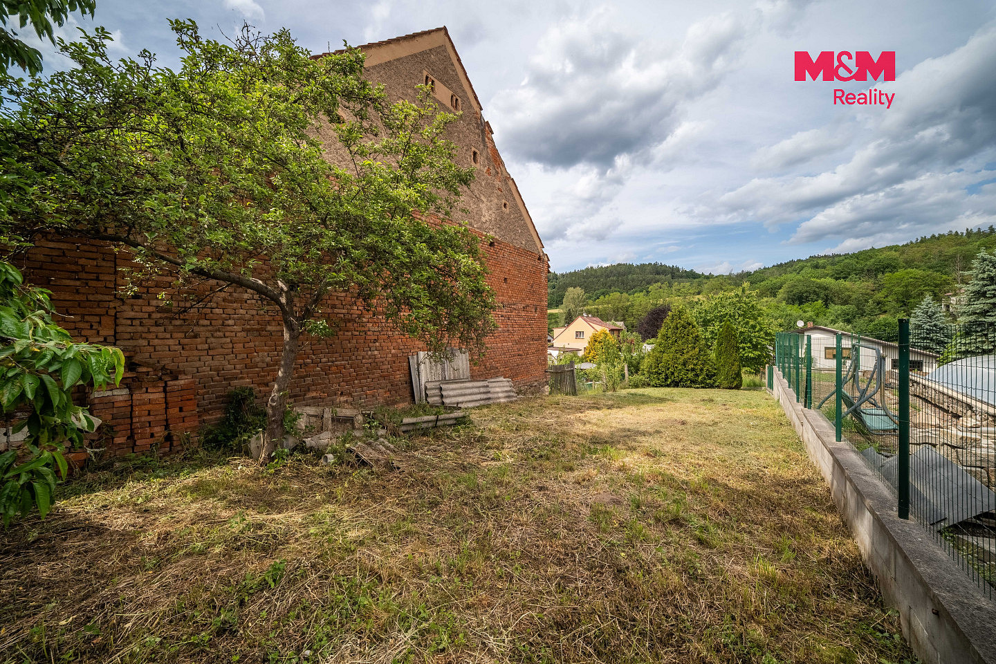 Prodej domu 140 m² s pozemkem 762 m² – fotografie 3