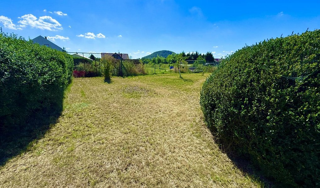 Prodej domu 252 m² s pozemkem 2 927 m², Krabčice – náhled fotky 3