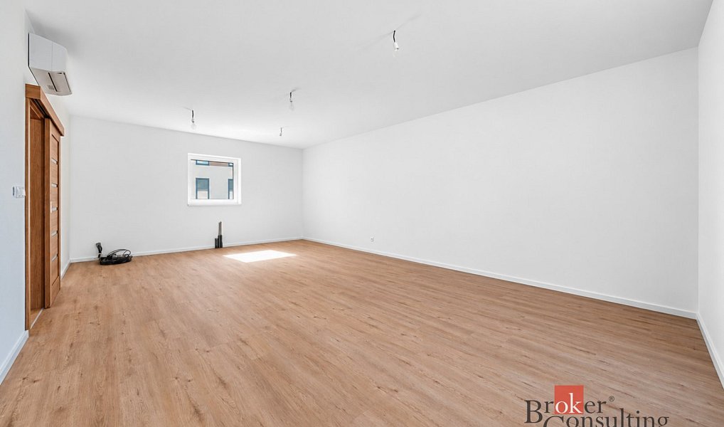 Prodej domu 97 m² s pozemkem 260 m², Chvaletice – náhled fotky 11