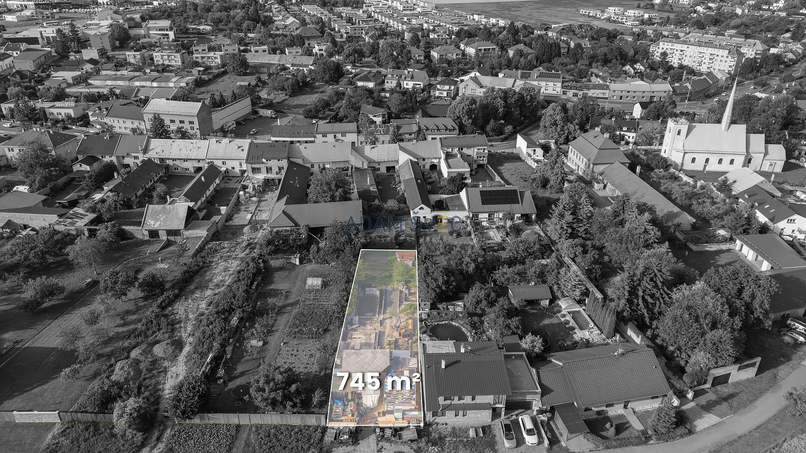 Prodej stavebního pozemku 745 m² – fotografie 4