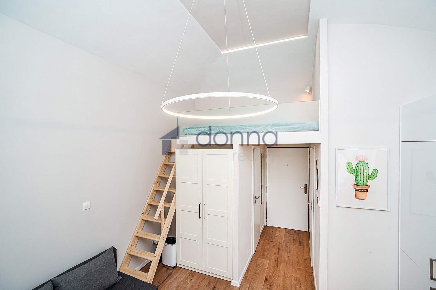 Pronájem bytu 1+kk 26 m² — photo 3