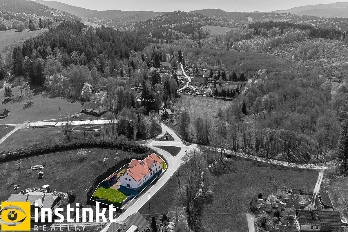 Prodej ubytovacího objektu 1 200 m² – fotografie 5