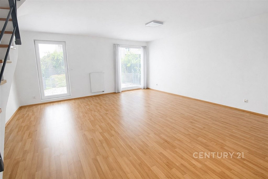 Prodej domu 210 m² s pozemkem 168 m² – pohled 5