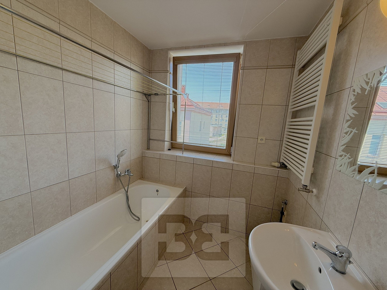 Pronájem bytu 1+kk 36 m² — photo 5