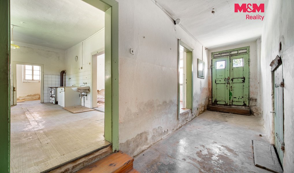 Prodej domu 150 m² s pozemkem 335 m², Svratka – náhled fotky 24