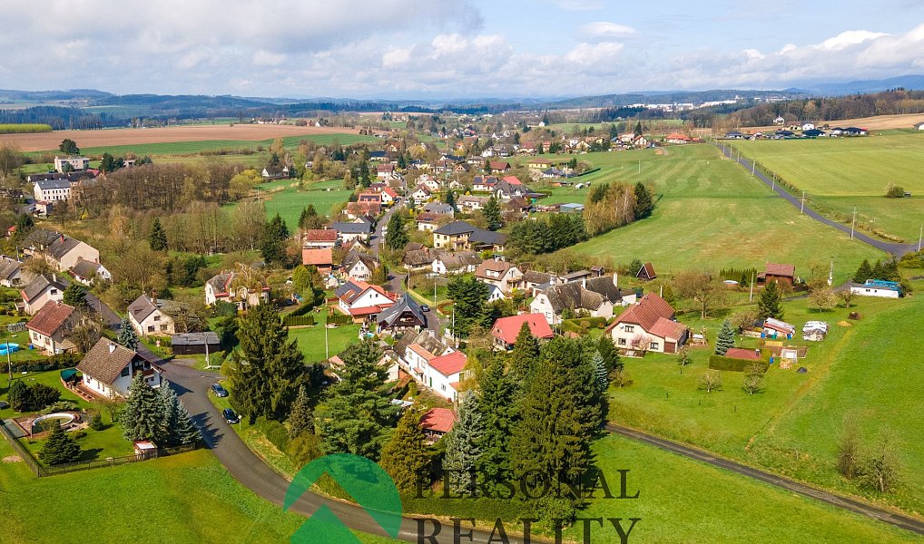 Prodej stavebního pozemku 1 100 m², Červený Kostelec – náhled fotky 5