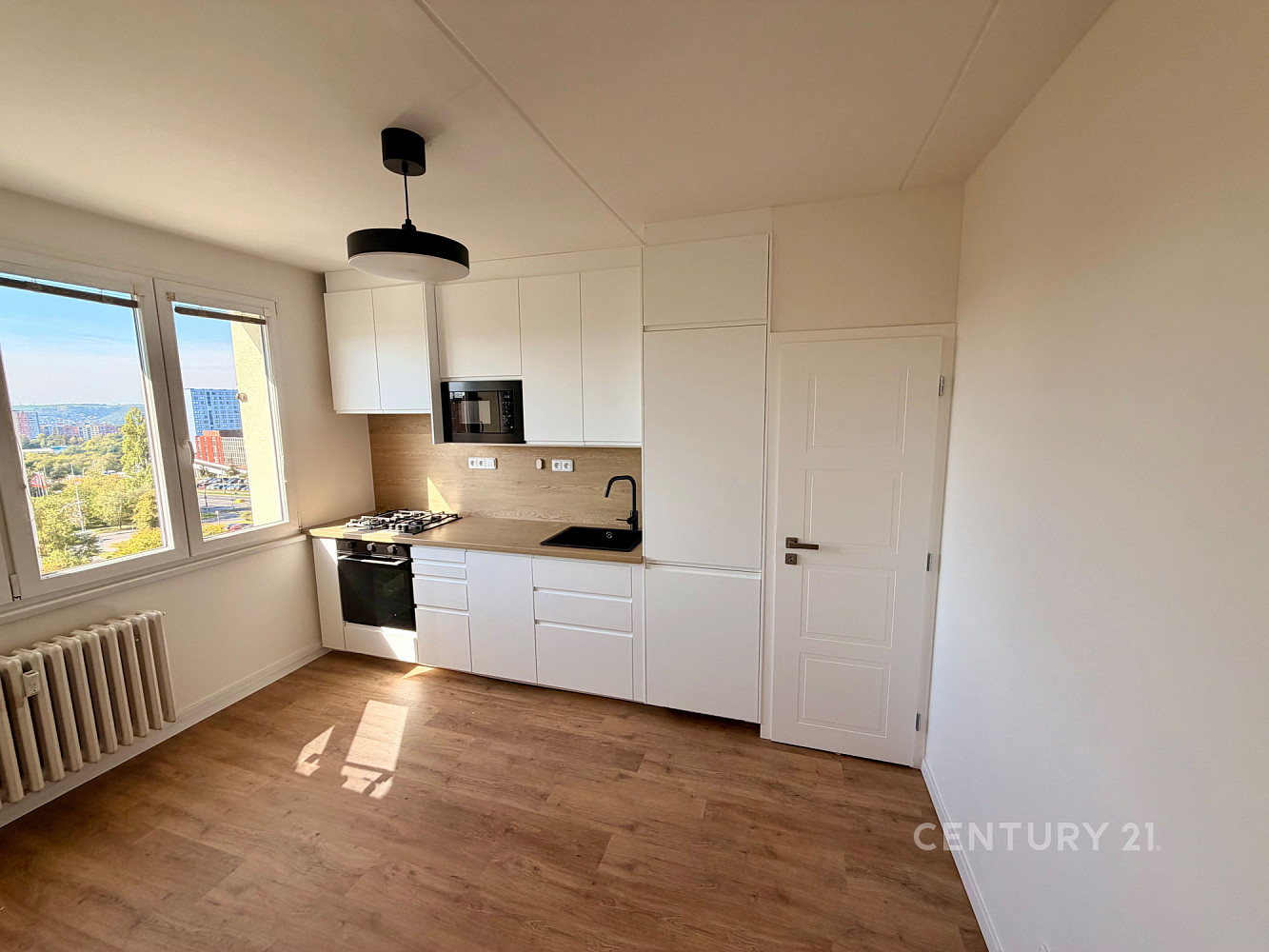 Pronájem bytu 1+1 37 m²