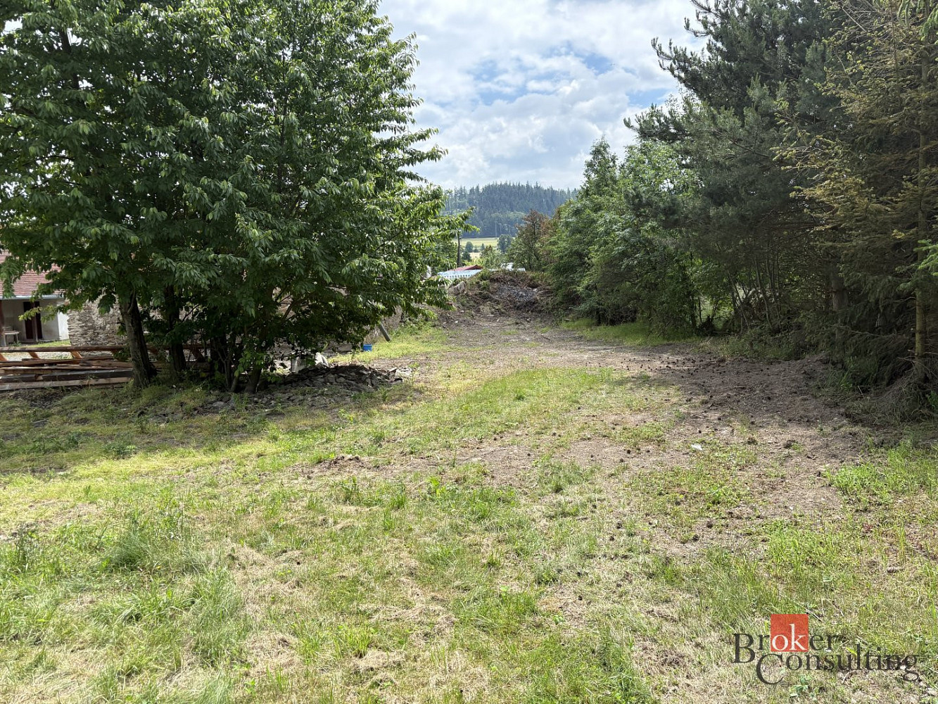 Prodej stavebního pozemku 1 479 m² – pohled 5
