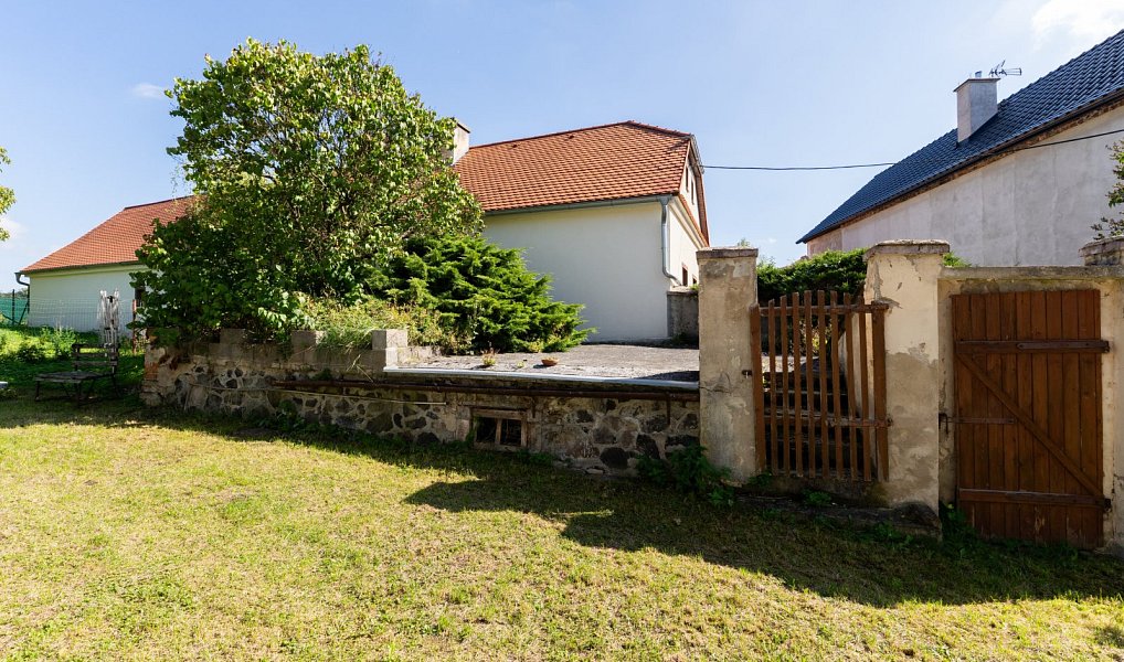 Prodej domu 140 m² s pozemkem 1 911 m², Měrunice – náhled fotky 19