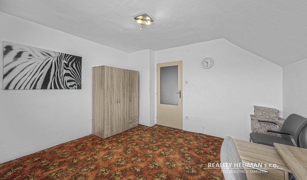Prodej domu 393 m² s pozemkem 775 m², Líbeznice – náhled fotky 22