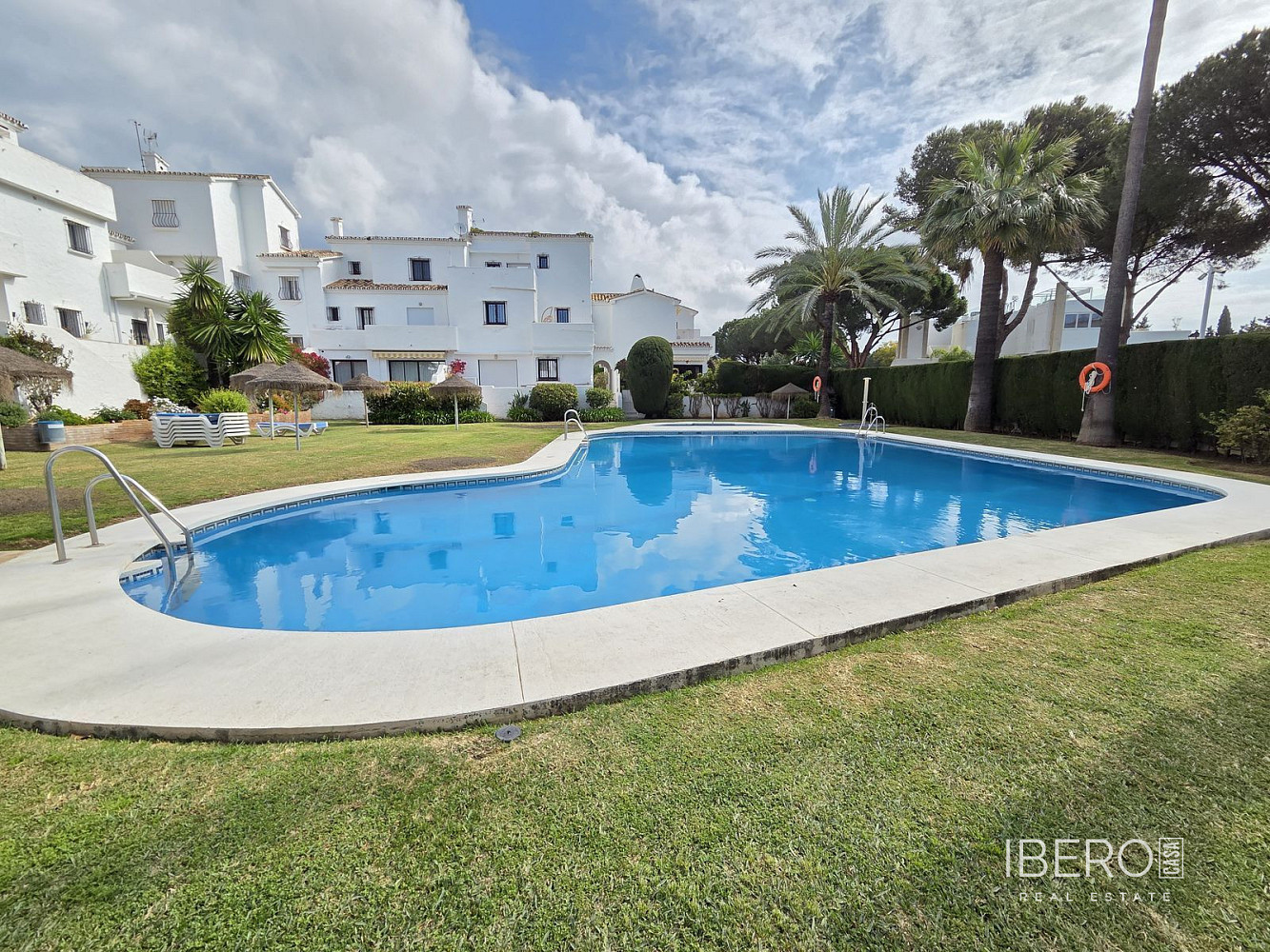 3+kk House in Marbella, Nueva Andalucía - View 2