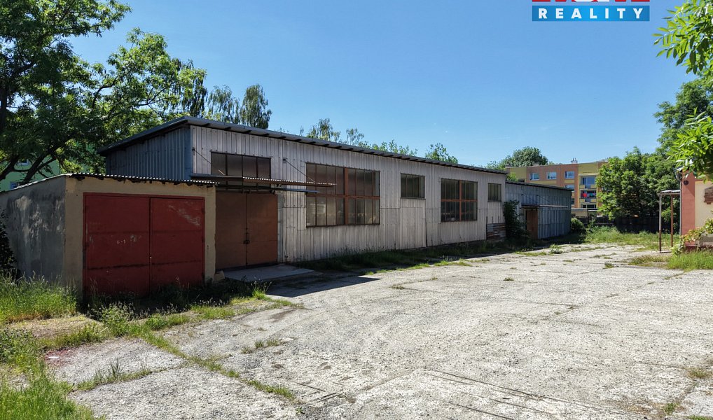 Prodej skladovacích prostor 500 m², Dubí – náhled fotky 4