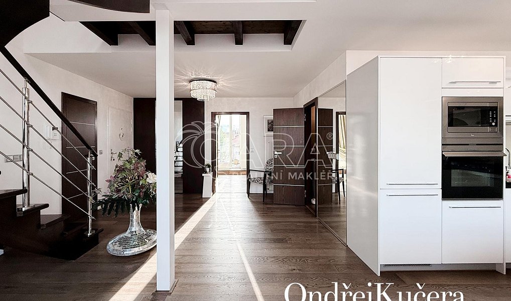 Prodej bytu 3+kk 122 m², Praha – náhled fotky 11