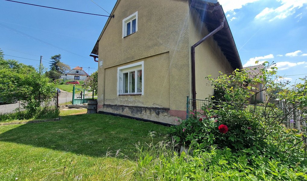 Prodej domu 90 m² s pozemkem 661 m², Uzeničky – náhled fotky 27