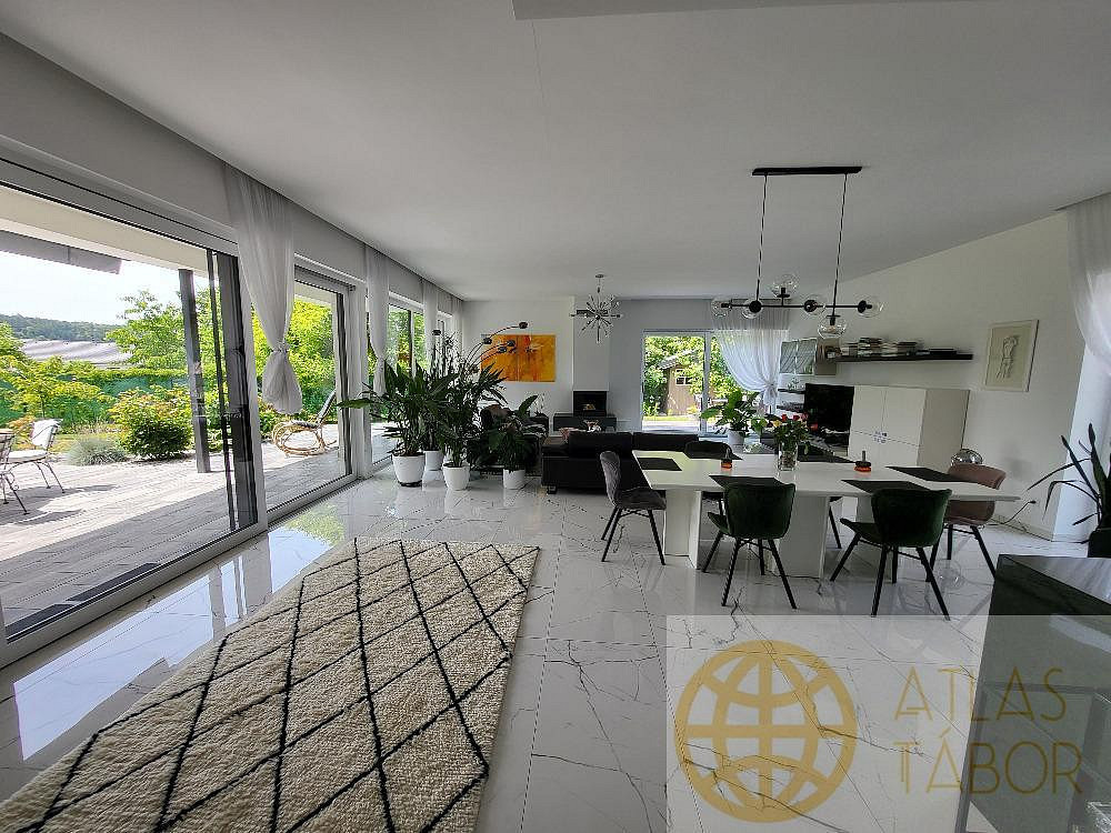 Prodej domu 235 m² s pozemkem 1 013 m² – fotografie 5