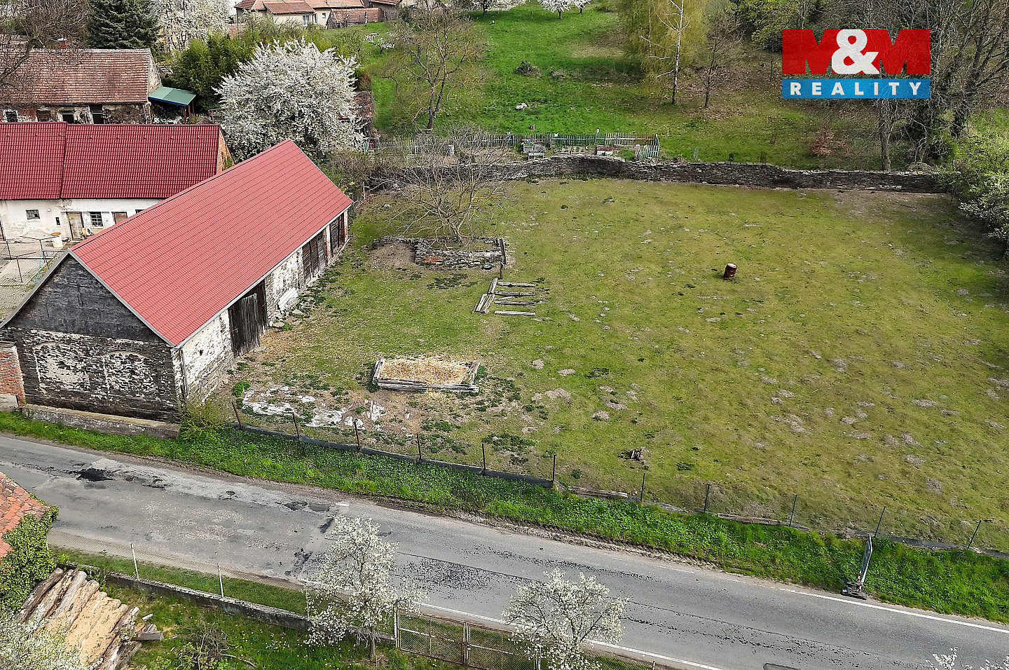 Prodej stavebního pozemku 726 m² — photo 3