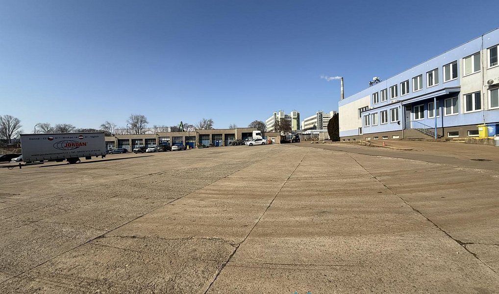 Pronájem komerčního objektu (jiného typu) 2 921 m², Znojmo – náhled fotky 9
