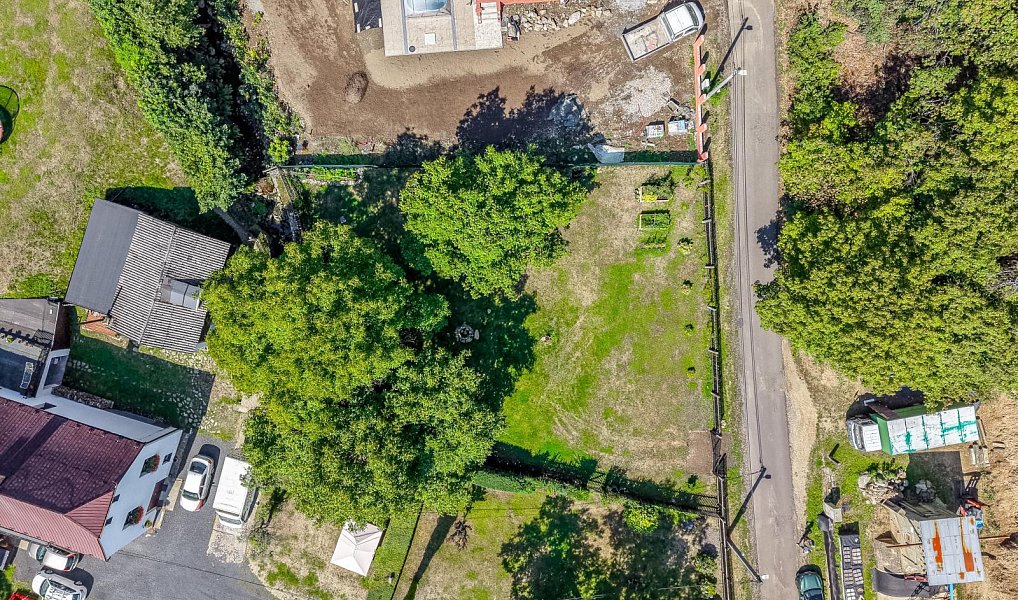 Prodej stavebního pozemku 760 m², Osek – náhled fotky 5