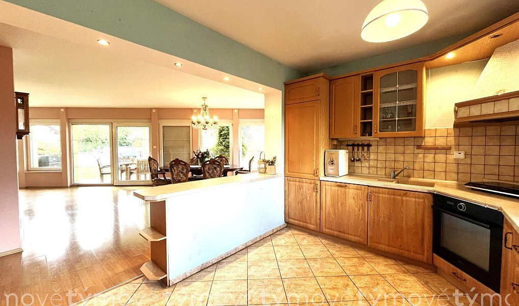 Prodej domu 370 m² s pozemkem 2 117 m², Přelouč – náhled fotky 19