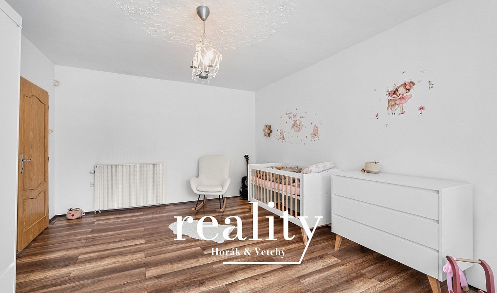 Prodej domu 292 m² s pozemkem 744 m², Práče – náhled fotky 23