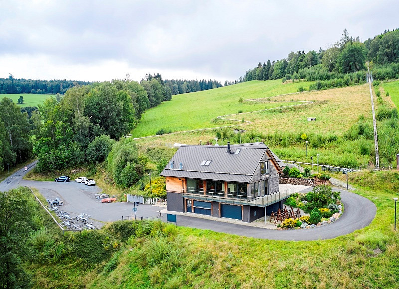 Prodej domu (jiného typu) 511 m² s pozemkem 990 m² – fotografie 3