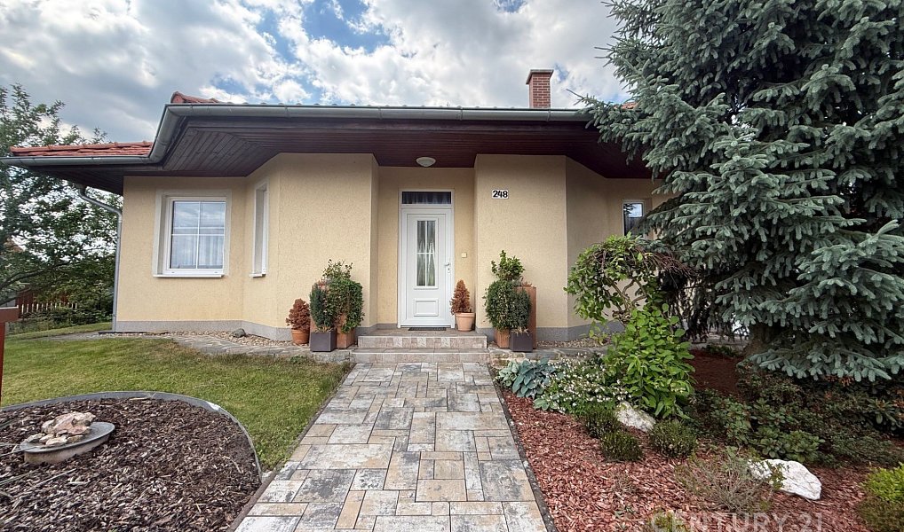 Pronájem domu 110 m² s pozemkem 594 m², Babice u Rosic – náhled fotky 2