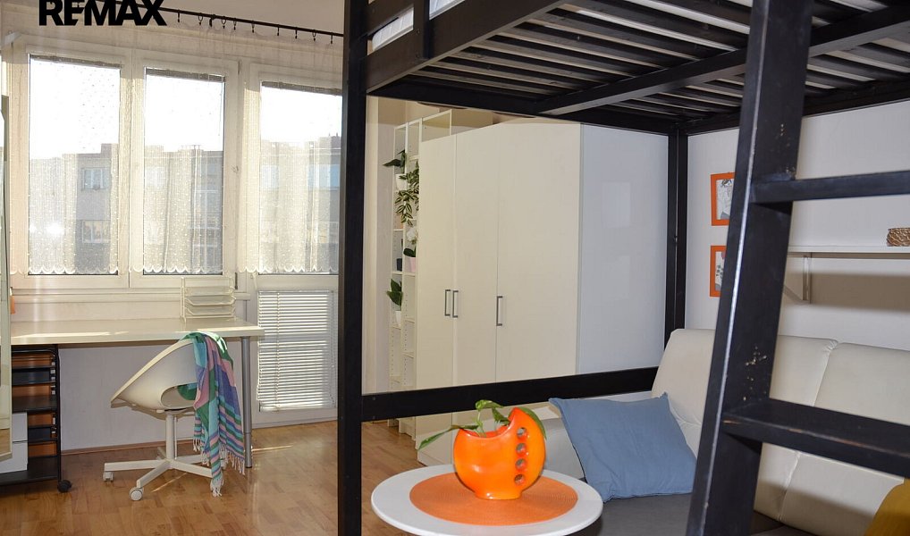 Pronájem bytu 1+kk, 23 m², Střešovice - Praha 6, Praha