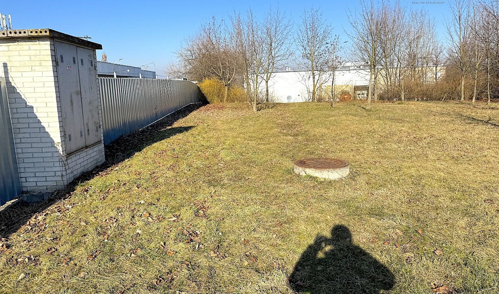 Prodej stavebního pozemku 1 231 m², Benešov – náhled fotky 9