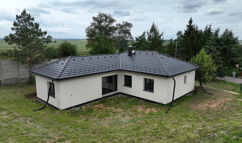 Prodej domu 145 m² s pozemkem 1 386 m², Očihov – náhled fotky 15