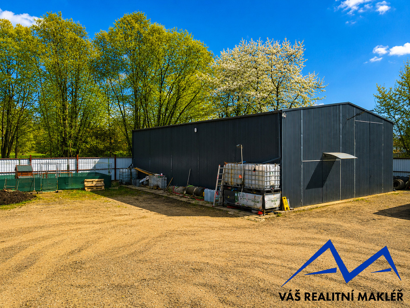 Prodej komerčního pozemku 2 345 m² — photo 3