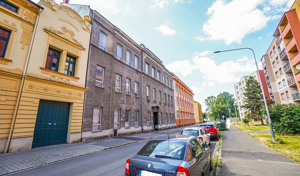 Prodej ubytovacího objektu 1 254 m², Ostrava – náhled fotky 2