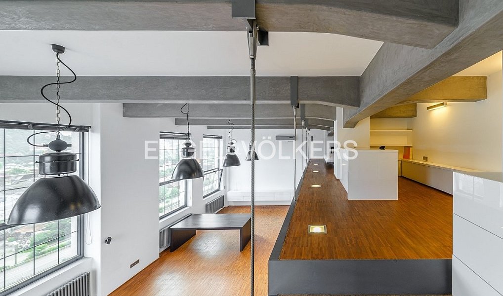 Pronájem bytu atypického 98 m², Praha – náhled fotky 5