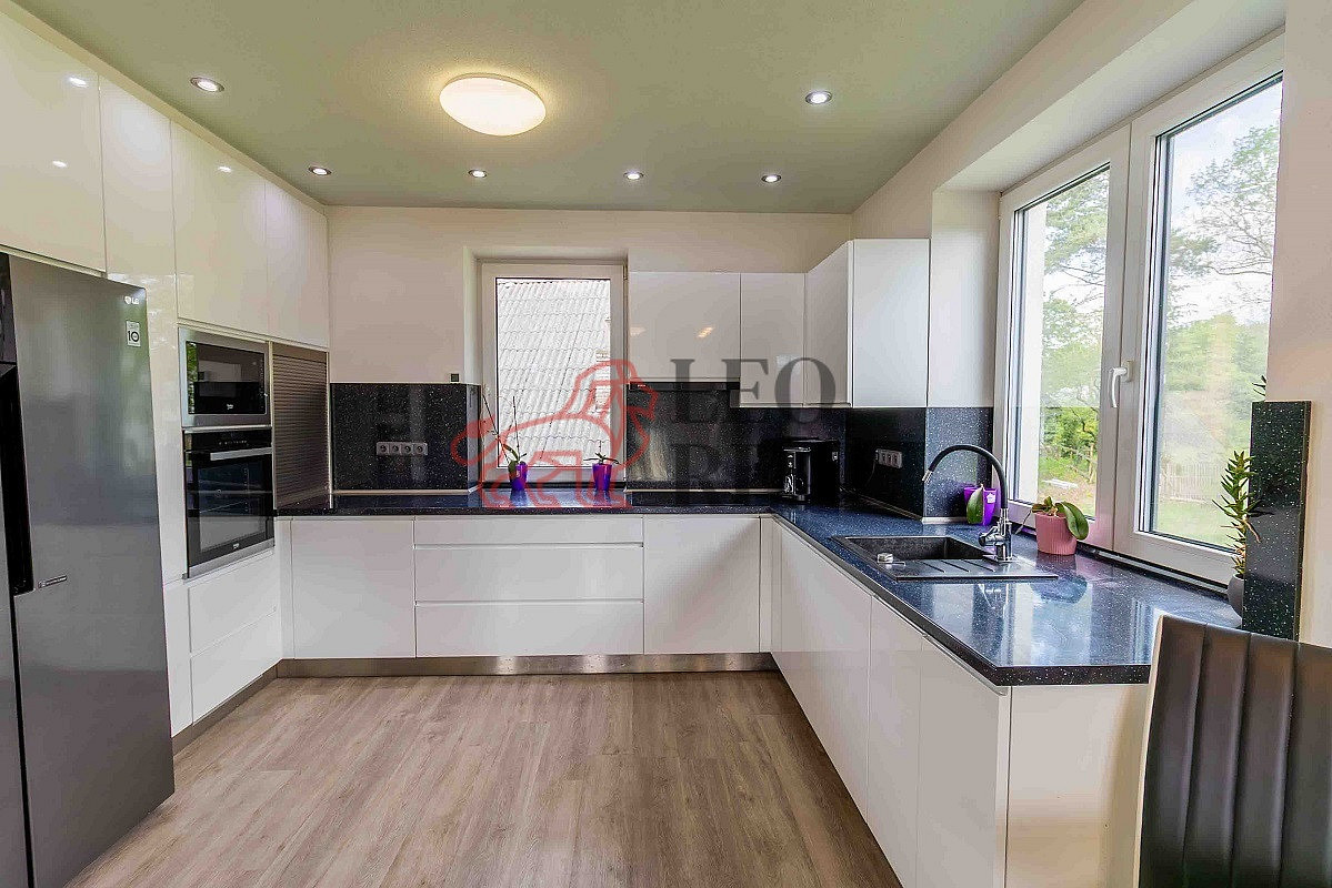 Prodej domu 104 m² s pozemkem 1 959 m² – fotografie 3